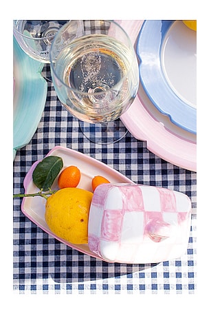 Vaisselle Buttercup Butter Dish in Rose