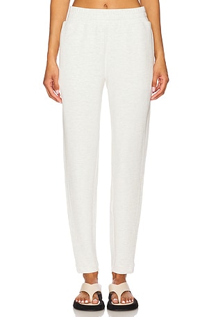 The Slim Zip Hem Pant 29.5" Varley