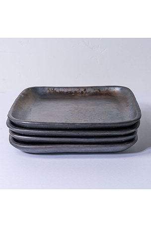 Verve Culture Set Of 4 Longpi Large Plate in Black