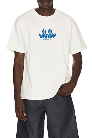 Magazine Eye Logo Tee VANDYTHEPINK