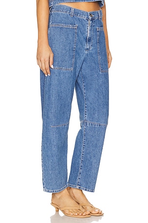 Velvet by Graham & Spencer Farah Straight Jeans in Blue