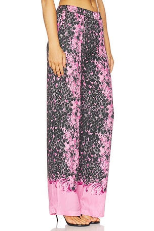 Versace jeans couture pantalón reptile scale en color Negro,penk