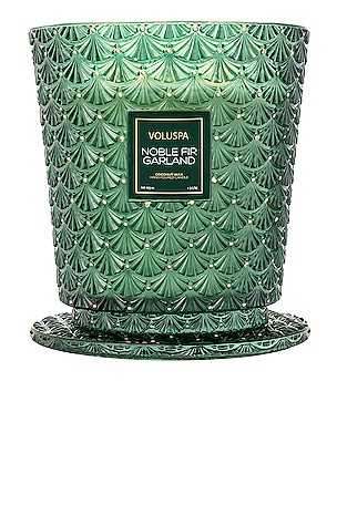 Noble Fir Garland 5 Wick Hearth Candle Voluspa