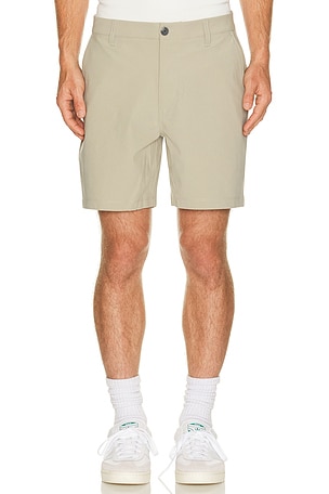 Meta 6" Short Vuori