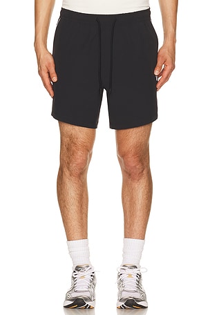 Crosscourt Unlined 7" Short Vuori