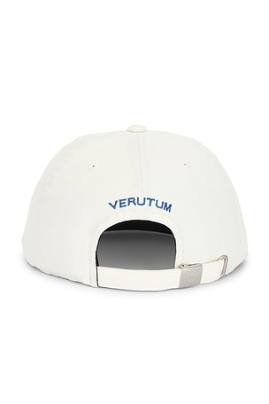 VERUTUM Slogan Cap in Ivory