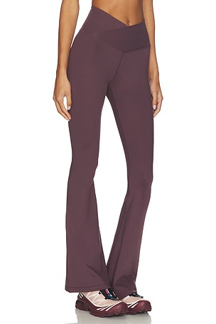 WellBeing + BeingWell FlowWell Callista Crossover Pant in Mauve