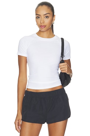 LANI  Tシャツ WellBeing + BeingWell