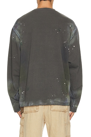 WE11DONE Dirty Painting Long Sleeve T-Shirt in Grey. Size XL/1X. Also