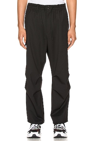 【Y-3】Tapered Jersey Shell Cargo Jogger Pants / Black Black Gore-Tex Hardshell Cargo Pants by Y-3 on Sale