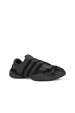 Y-3 Regu 2002 in Black