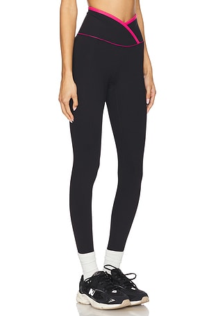 YEAR OF OURS Ribbed Two Tone Veronica Legging in Black. Size XL. Also