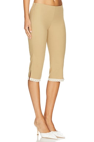Zemeta Mary Capri Pants in Tan