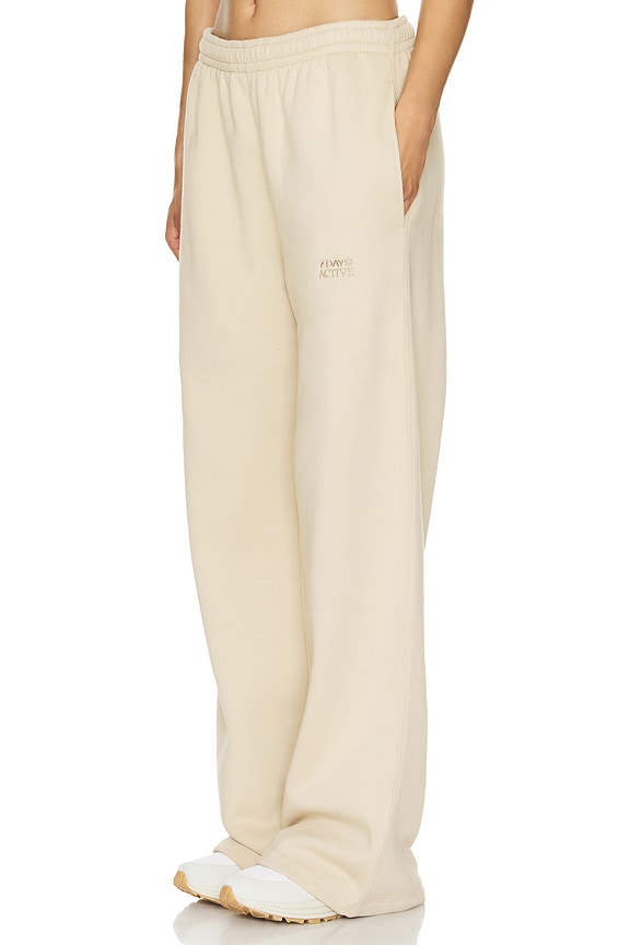 view 2 of 5 БРЮКИ ЛАУНДЖ in White Pepper