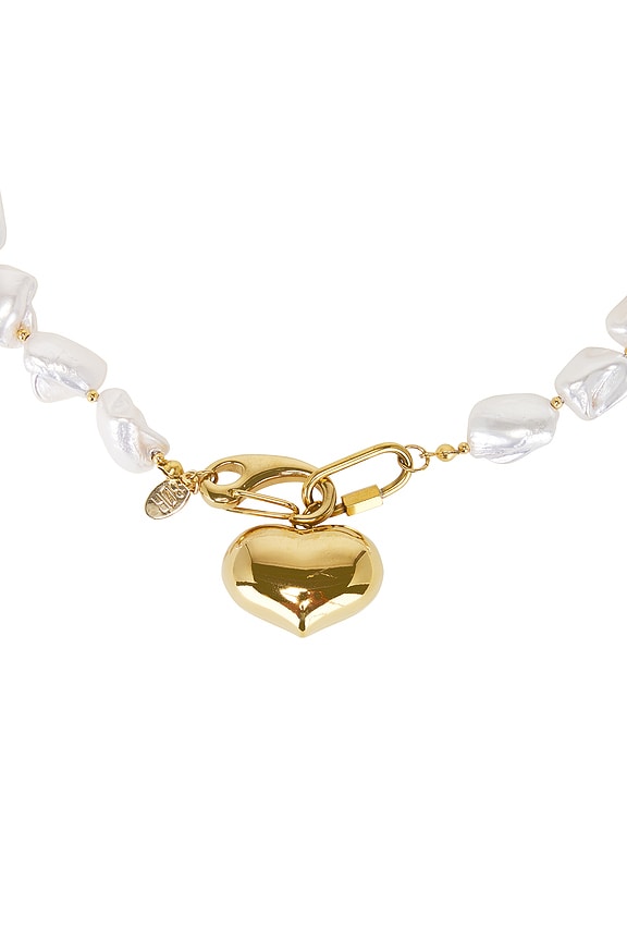 view 2 of 3 COLLIER PEARL CHUNKY HEART in Gold