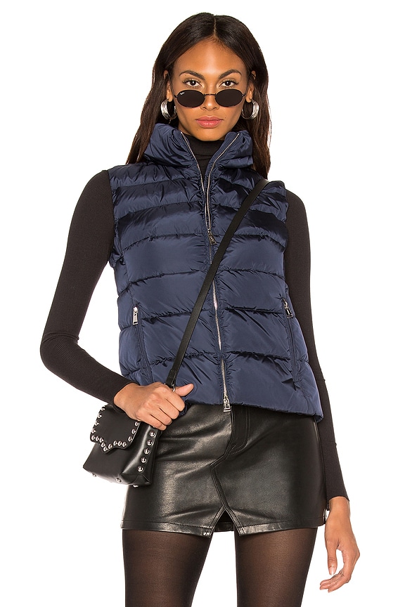 view 2 of 5 ベスト in Navy