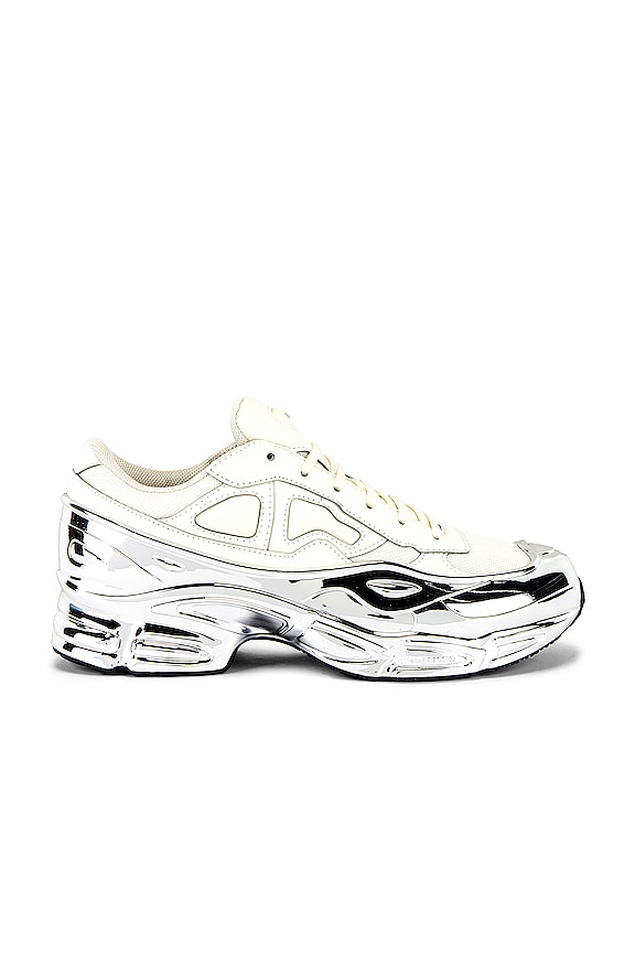 view 2 of 6 SNEAKERS OZWEEGO in White & Silver