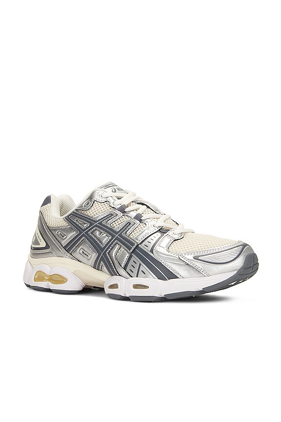 view 2 of 6 SNEAKERS in Pure Silver & Metropolis