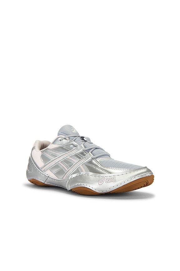 view 2 of 6 ZAPATILLA DEPORTIVA HYPERSYNC in Piedmont Grey & Pink Cloud