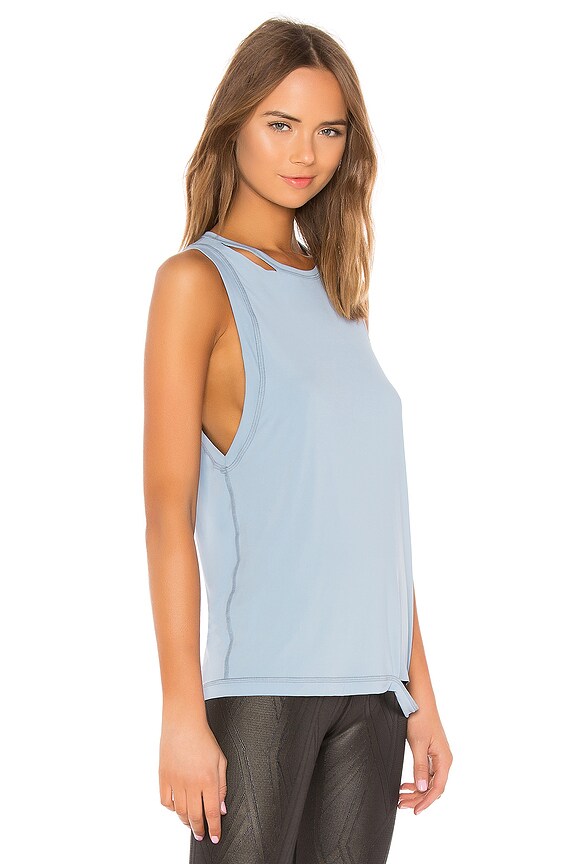 view 2 of 4 CARVE タンクトップ in Ice Blue