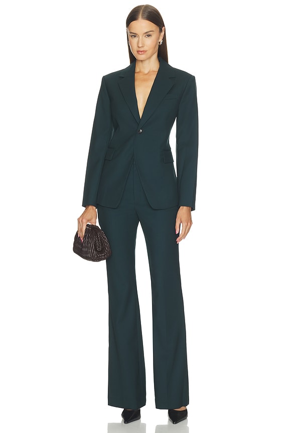 Sophie Pant