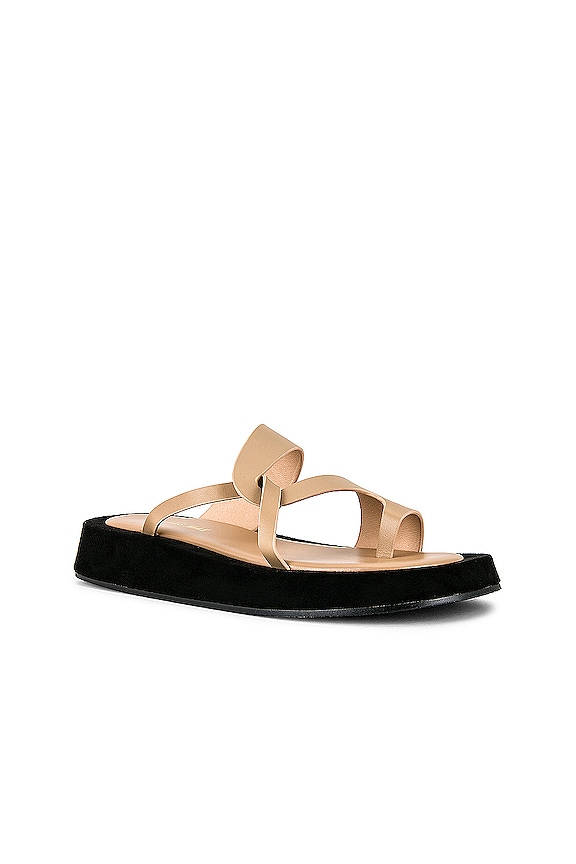 view 2 of 5 POLO プラットフォームサンダル in Natural Leather