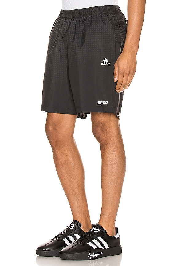 view 1 of 5 SHORT FORME RUNNING in Black