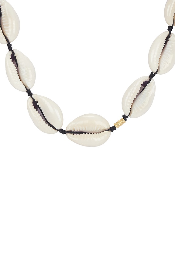 view 2 of 2 COLLAR DE CUENTAS SHELLY in Black & White