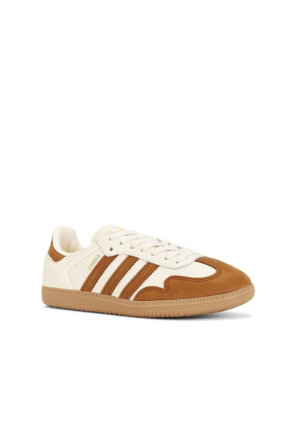 view 2 of 6 ZAPATILLA DEPORTIVA SAMBA OG in Wonder White, Dusky Bronze & Gold Metallic