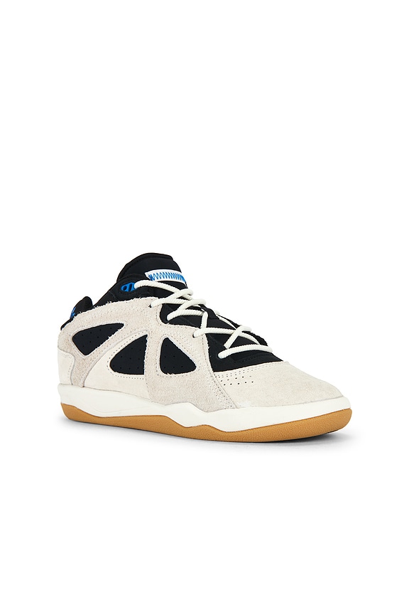 view 2 of 7 ZAPATILLA DEPORTIVA X BAD BUNNY BADBO 1.0 in Off White, Core Black & Gum