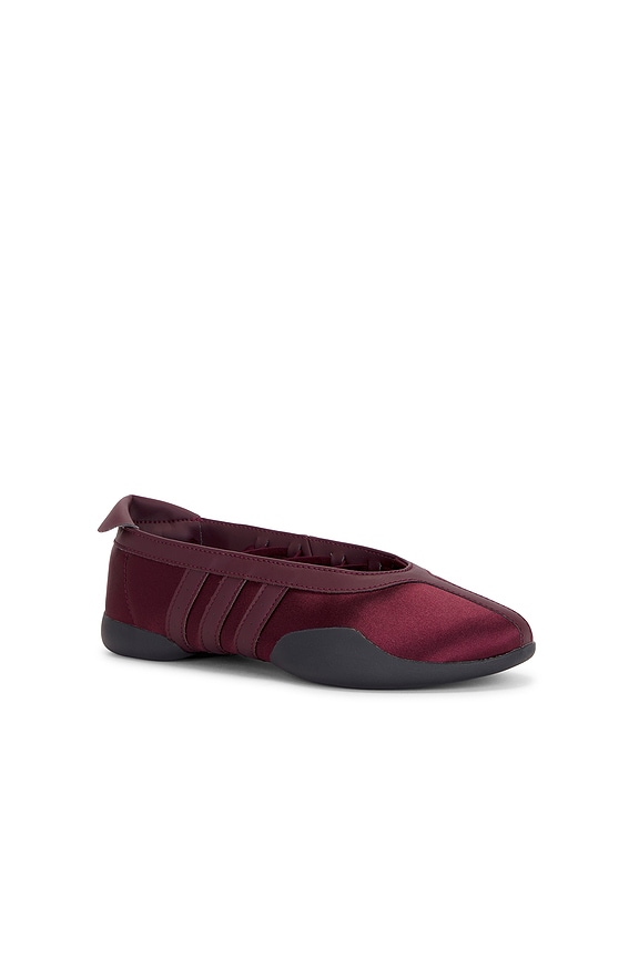 view 2 of 5 ZAPATILLAS DE BALLET  TAEKWONDO MEI in Maroon & Core Black