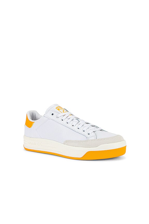 view 2 of 6 ZAPATILLA DEPORTIVA ROD LAVER in White, Gold, Off White