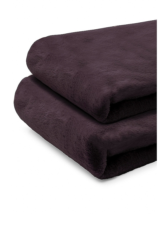 view 2 of 3 Jumbo Brady Faux Fur Blanket in Tobacco