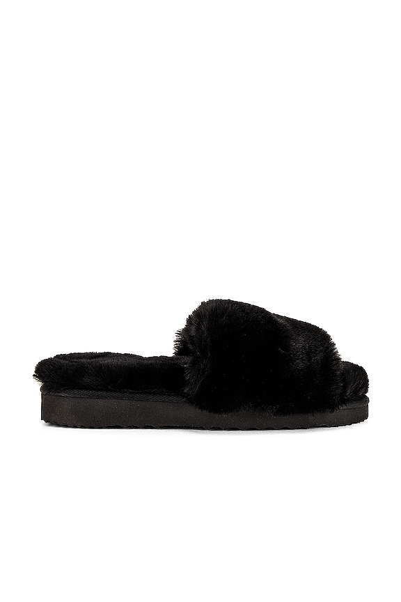 Apparis Jasmine Faux Fur Slipper in Black | REVOLVE