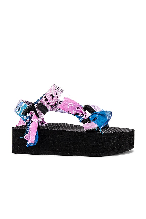 Arizona Love Trekky Platform Sandal in Tie Dye Bandana | REVOLVE