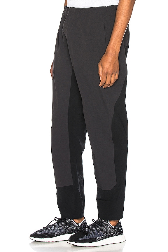 Veilance Secant Comp Pant in Black | REVOLVE