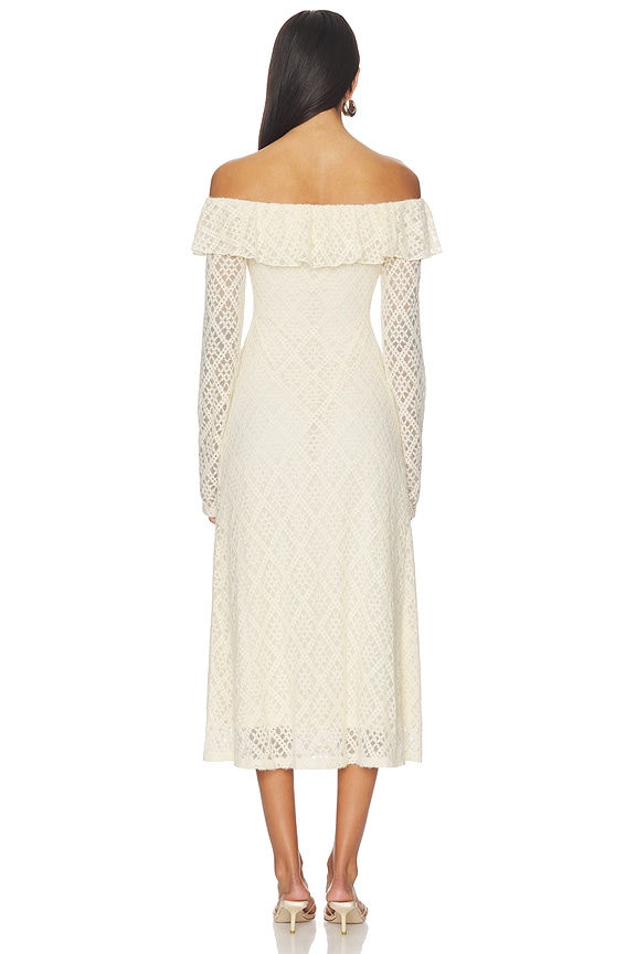 cut off sleeves dress Serene Shoulder One-Sleeve Out Maxi – kalisa Ruffled Short Sleeve V-Neck Style SKU: F-DRS-LWC-DROP-MIDI out%20detail%0D%0AEmbellished%20with%20rhinestones%0D%0AExposed%20zipper%20at%20back%0D%0AGentle%20Dry%20Clean%20Only%0D%0ALength%3A%20Maxi%0D%0A%0D%0AMATERIAL%3A%0D%0A%0D%0APolyester%20%2B%20Cotton%0D%0AHigh%20quality%20durable%20fabric Color:White Fringe