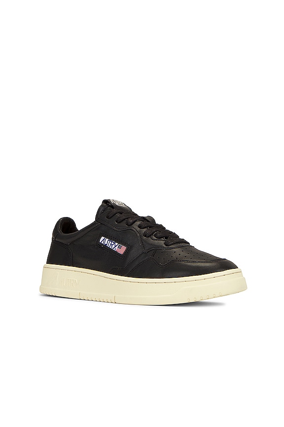 view 2 of 6 ZAPATILLA DEPORTIVA MEDALIST LOW in Goat Black