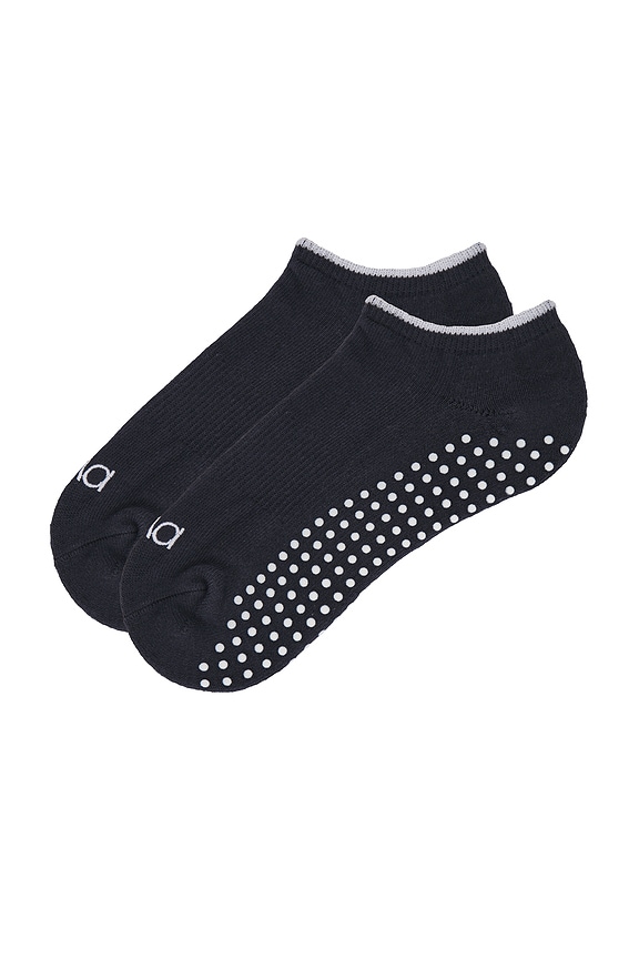 view 2 of 4 CHAUSSETTES POUR LE PILATES THE PILATES LOW SOCK in Medium