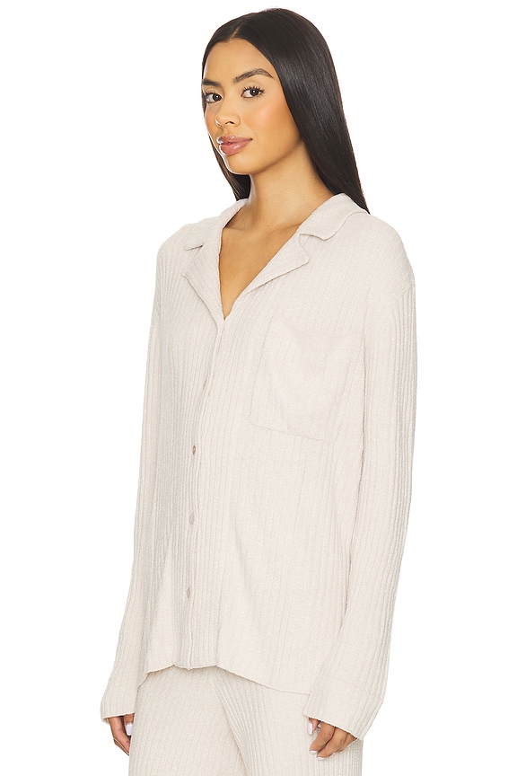 view 2 of 4 CAMISA ULTRALIGERA DE CANALÉ DE LÚREX CON BOTONES EN LA PARTE DELANTERA DE COSYCHIC COZYCHIC ULTRA LITE LUREX RIB BUTTON FRONT SHIRT in Chai