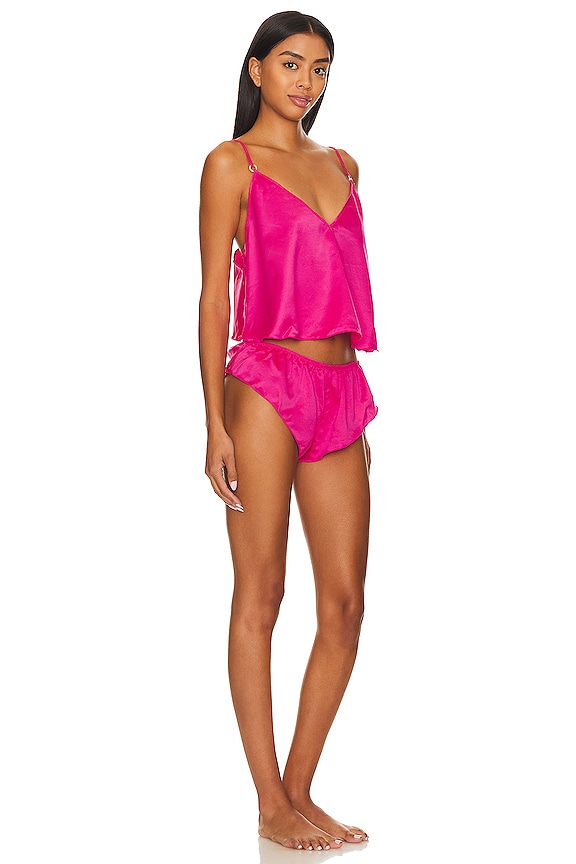 view 2 of 3 CONJUNTO DE PIJAMA CORTO FAYE in Fuchsia Pink