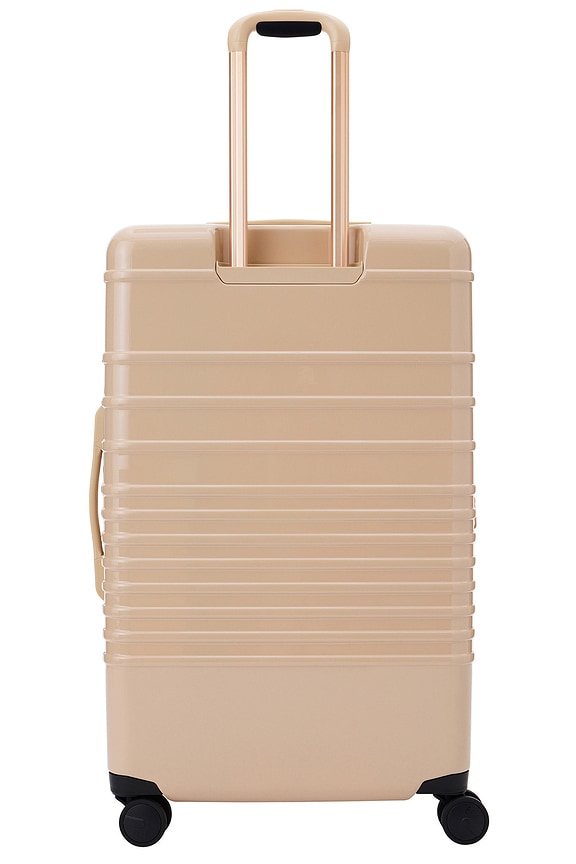 view 2 of 6 VALISE 29