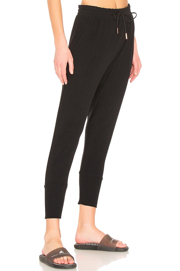 view 2 of 4 PANTALÓN DEPORTIVO WEEKEND TRAVELER in Darkest Night