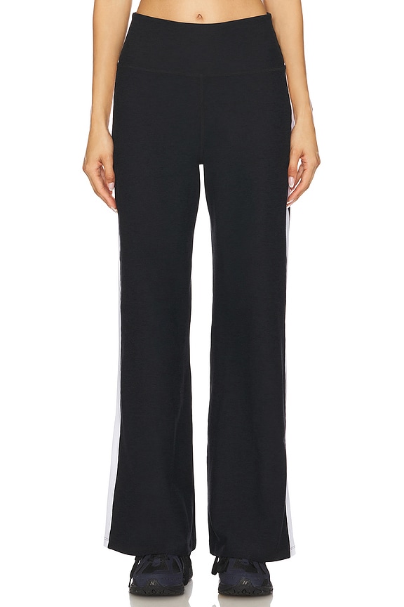 view 2 of 7 PANTALON RAYÉ SPACEDYE LAID BACK in Darkest Night & Cloud White