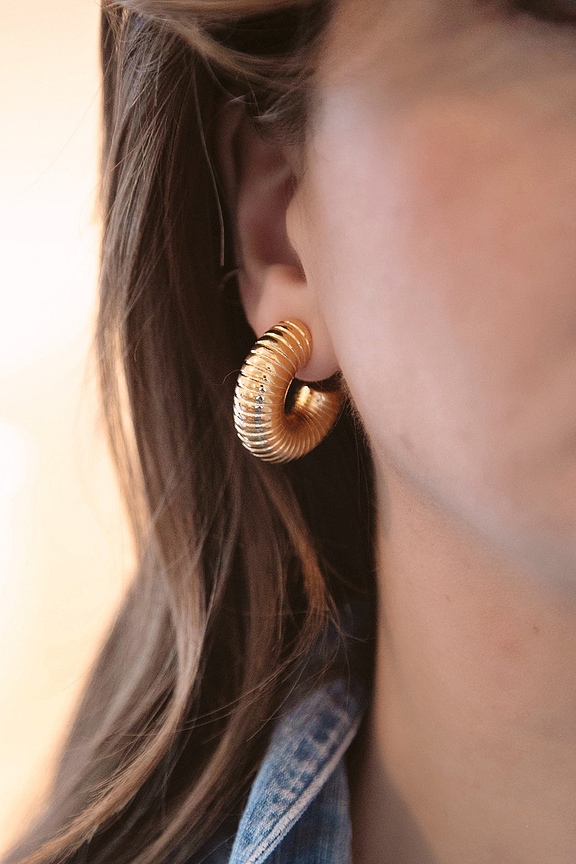 view 2 of 3 ANNEAUX GROOVE in Gold