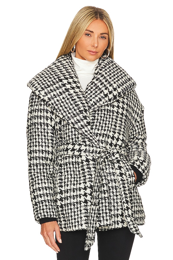 BLANKNYC Plaid Puffer Coat in Pure Emotions | REVOLVE