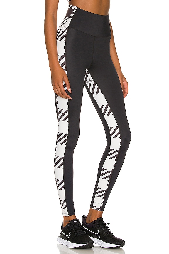view 2 of 4 Legging con bloques de color in Houndstooth