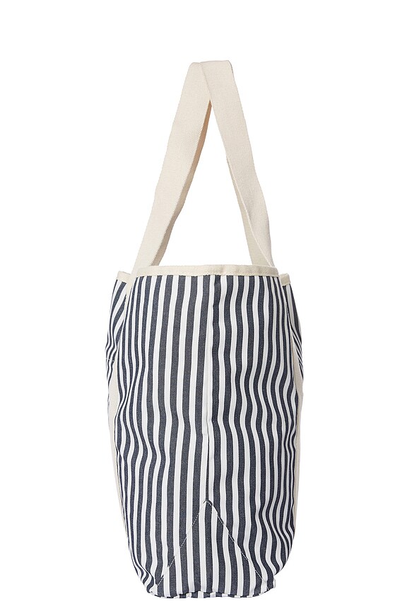 view 2 of 4 BEACH 토트 in Laurens Navy Stripe