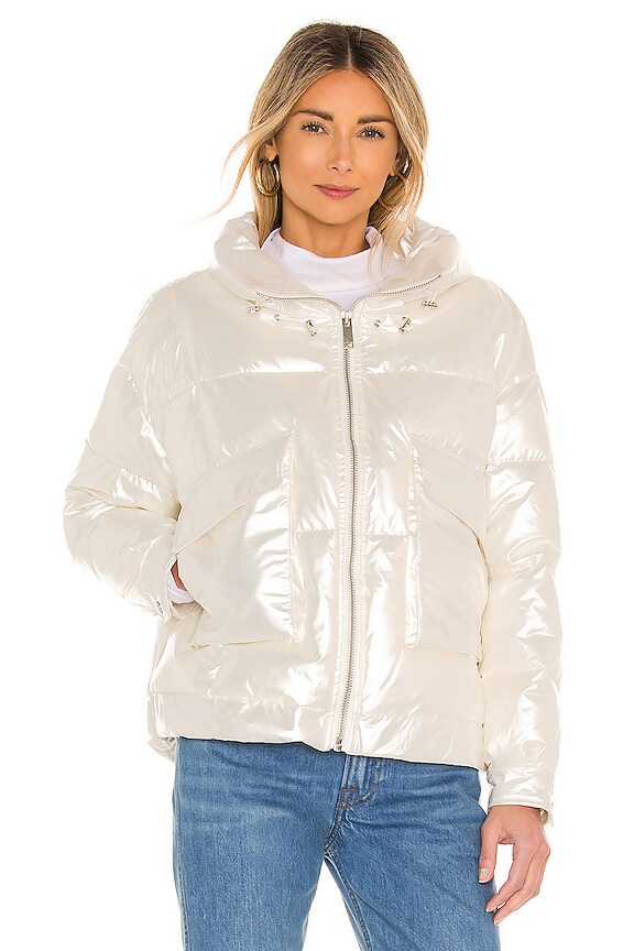 view 2 of 5 ДУТАЯ КУРТКА SATURN in Pearl White
