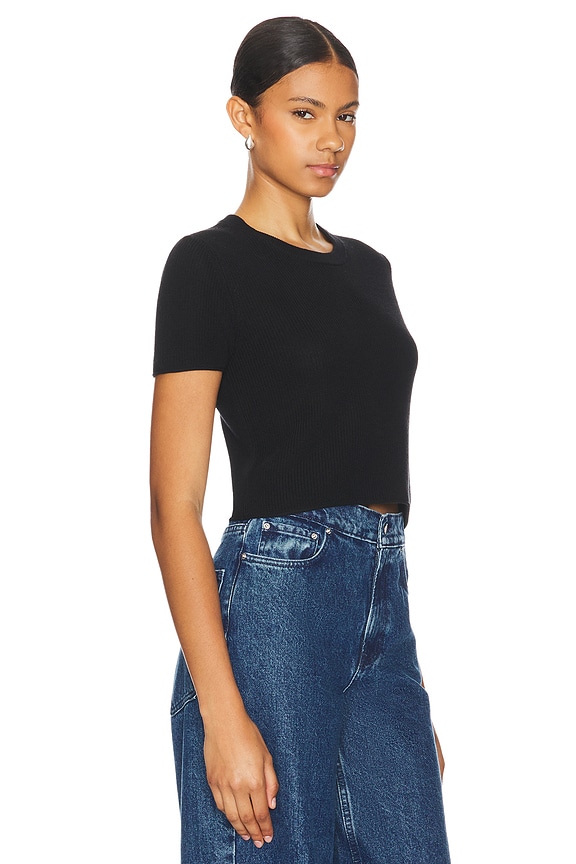 view 2 of 4 크롭 티셔츠 in Black